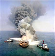 دانلود تحقیق مروری بر جنگ نفتکش ها