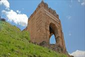 تحقیق قلعه ضحاك در آذربايجان شرقی